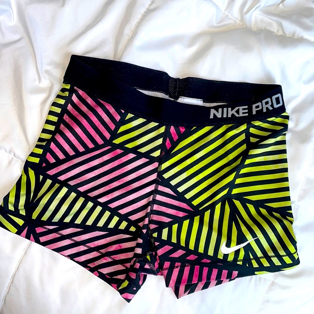 Nike pro women's spandex